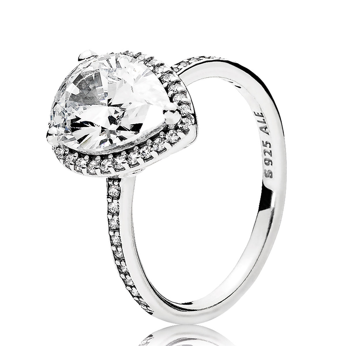 Pandora Sparkling Teardrop Ring